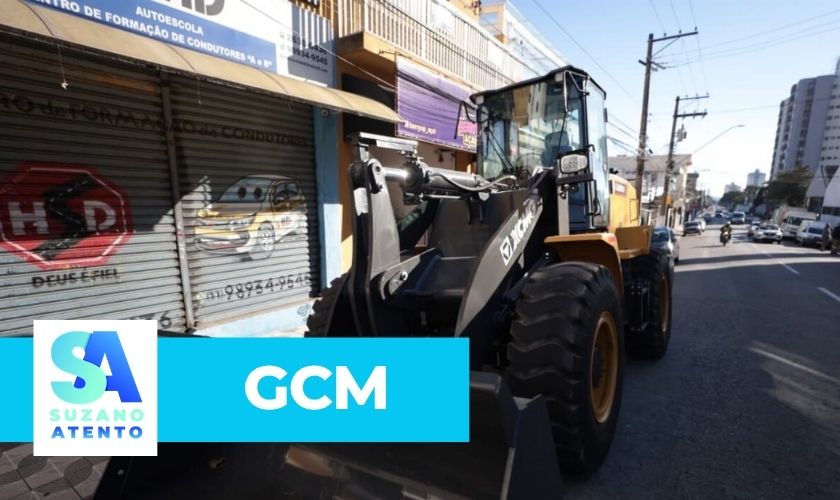 GCM de Suzano detém quatro em flagrante e recupera máquinas pesadas na estrada dos Fernandes